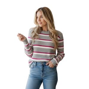 040 NWT 17”ptp No Comment Sweater